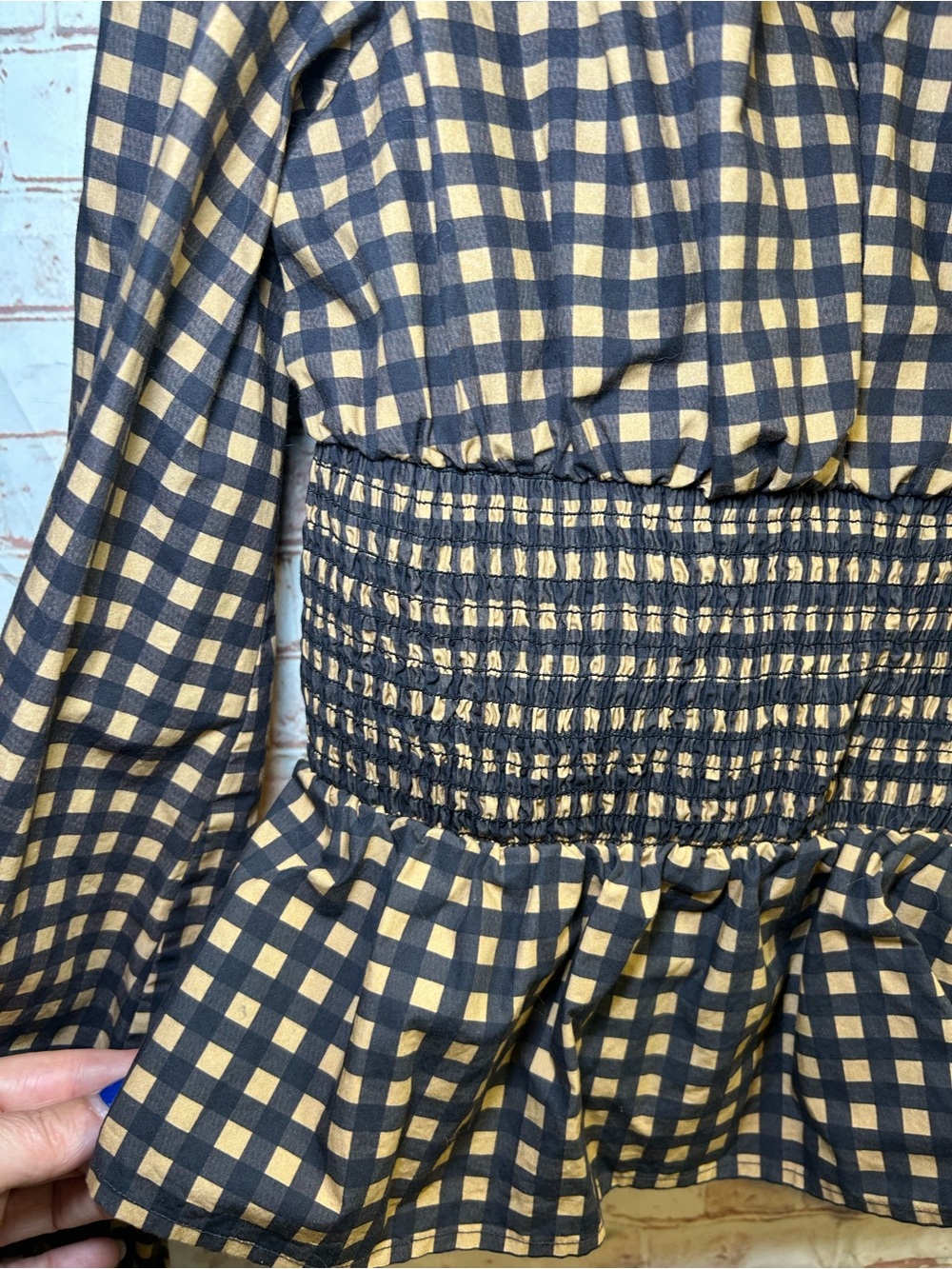 Anthropologie Gingham Black & Tan Smocked Peasant Peplum Blouse Size Medium - Picture 5 of 8